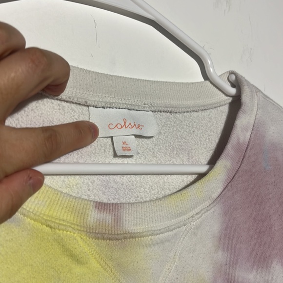 Colsie Tye-Dye Long Sleeve Raw Hem Sweatshirt Size XL - Picture 6 of 8